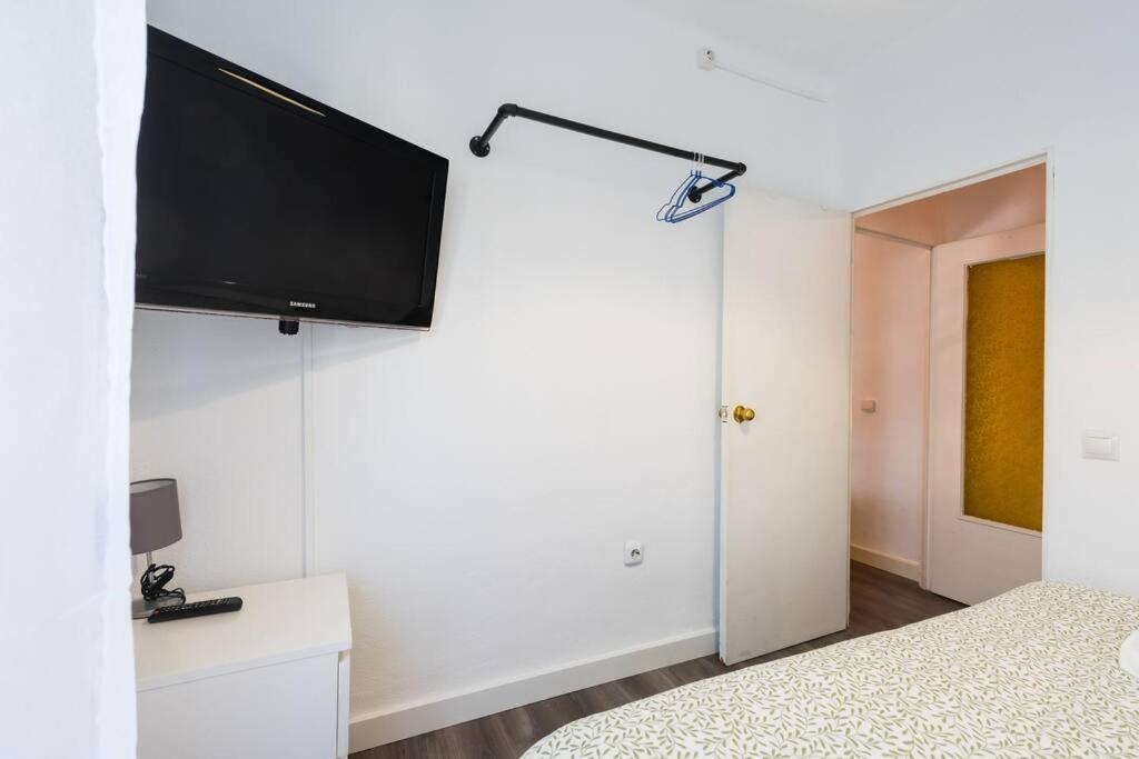 En Barrio Sevillano, Free Bus, Metro Apartment *